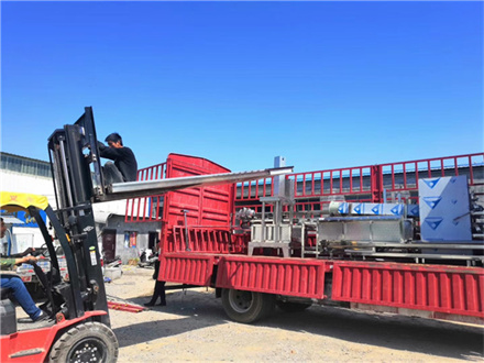 裝車發貨 (5).jpg